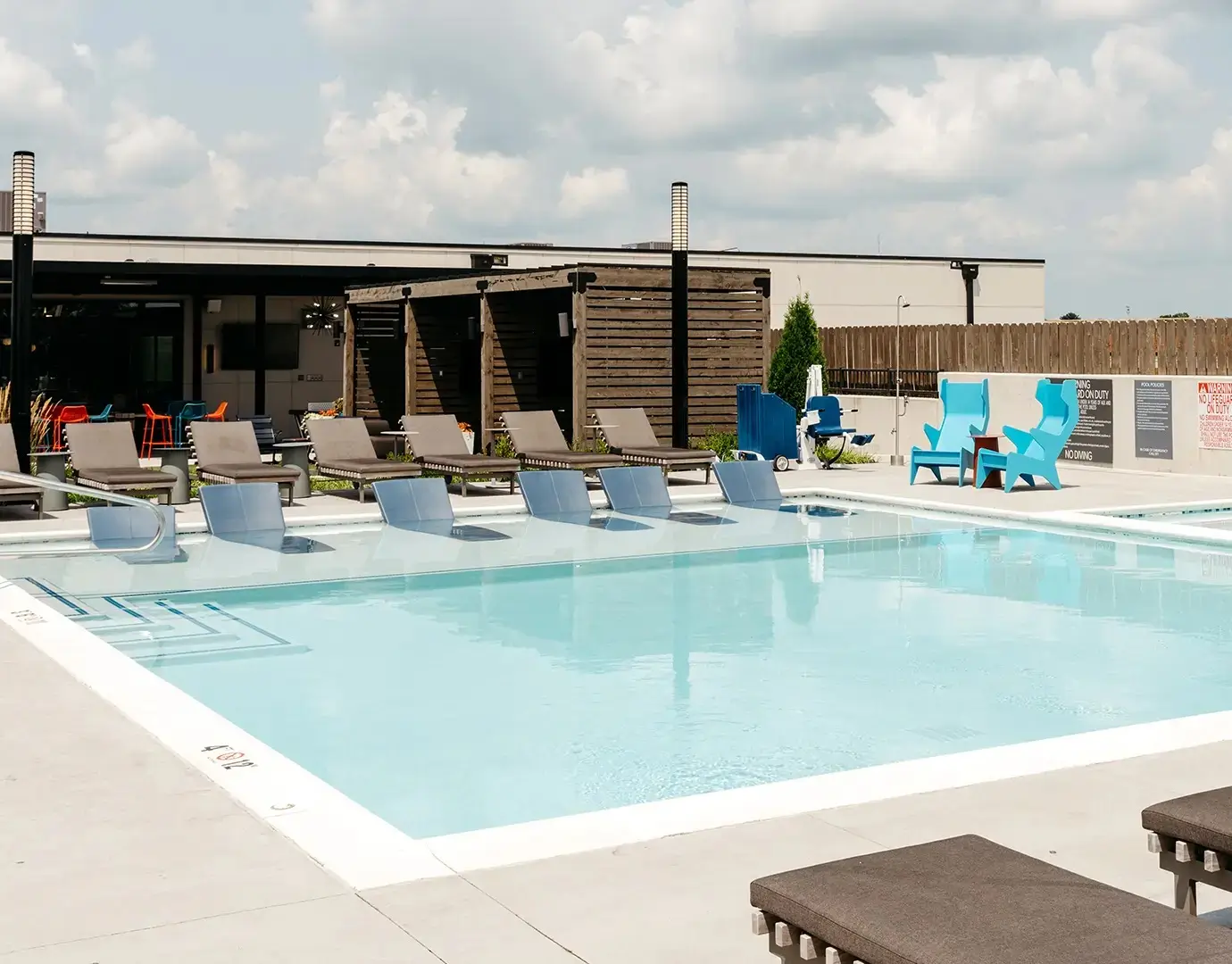 resort style pool 2