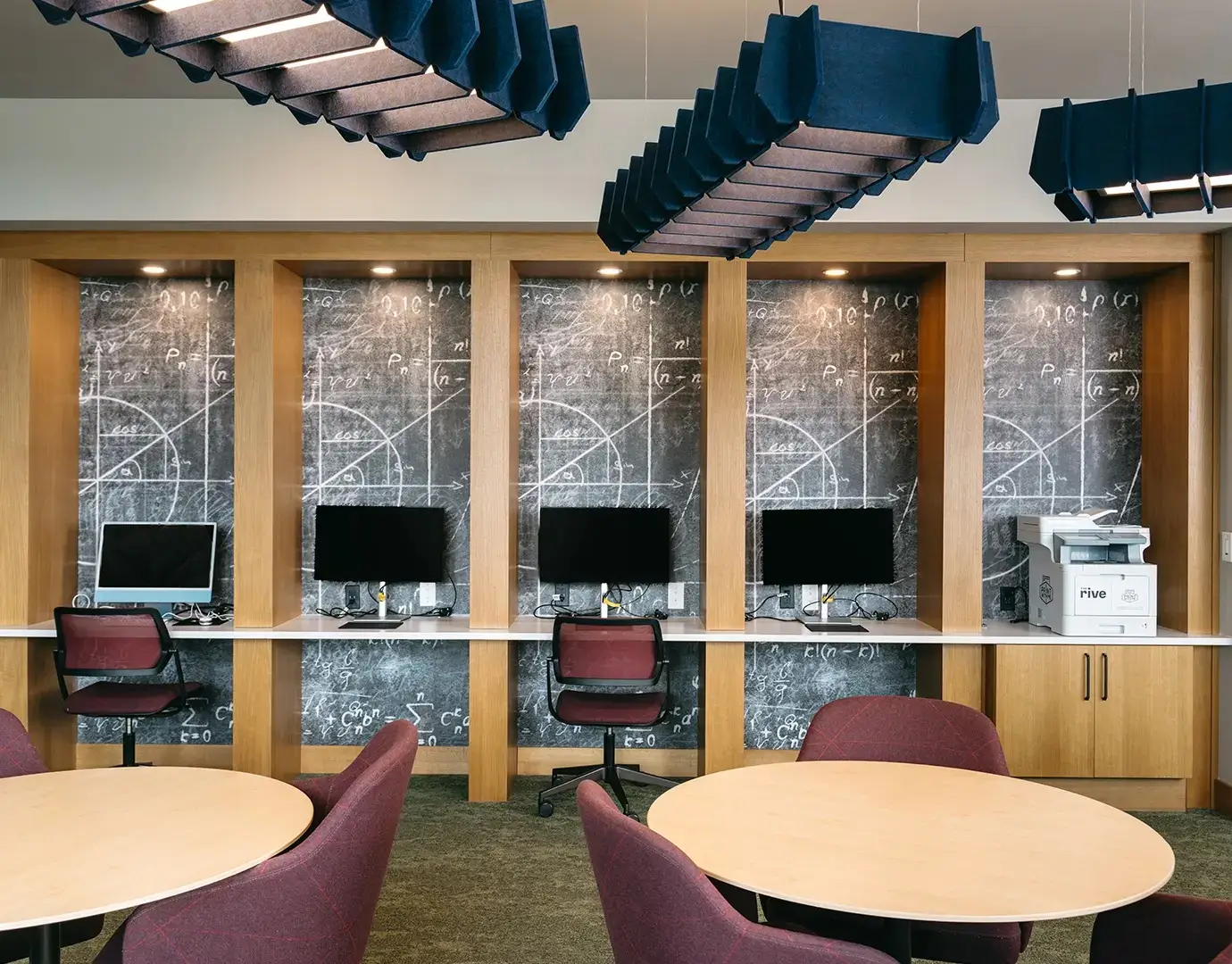 academic lounge with work stations